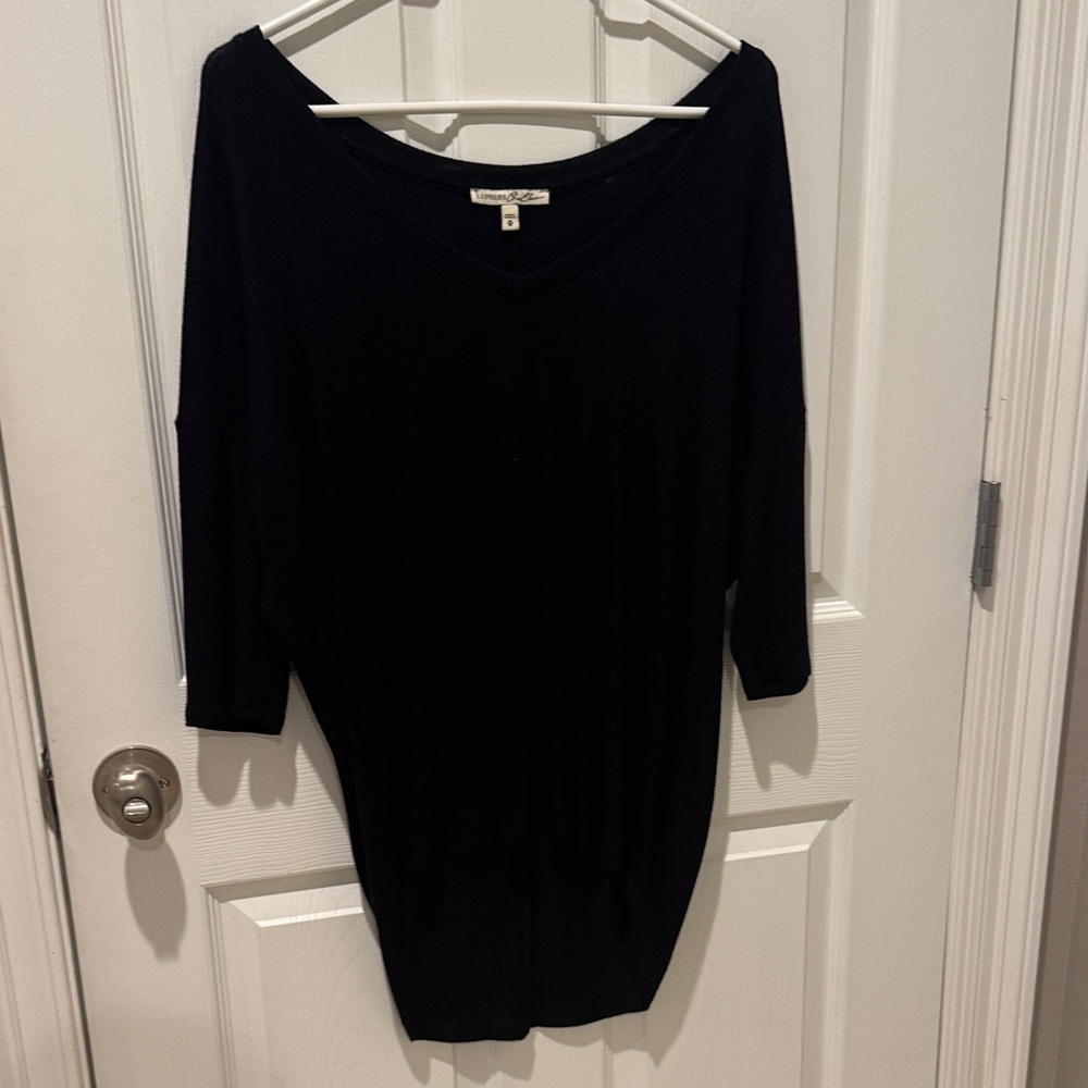 Express Charcoal V-Neck Top - Picture 4 of 12